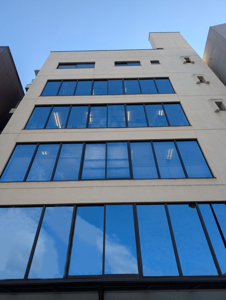 画像：当社について